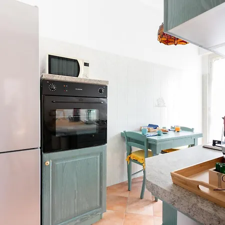 Caput Mundi - 100mt To Metro A, Terrace, A-c, 15 Min To Center Affittacamere Roma